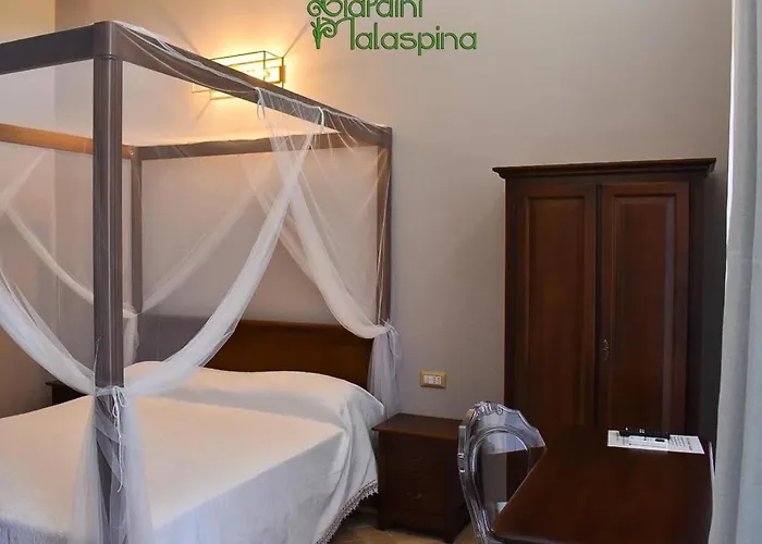 Giardini Malaspina 博萨